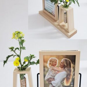 מסגרת עץ עם אגרטל זכוכית